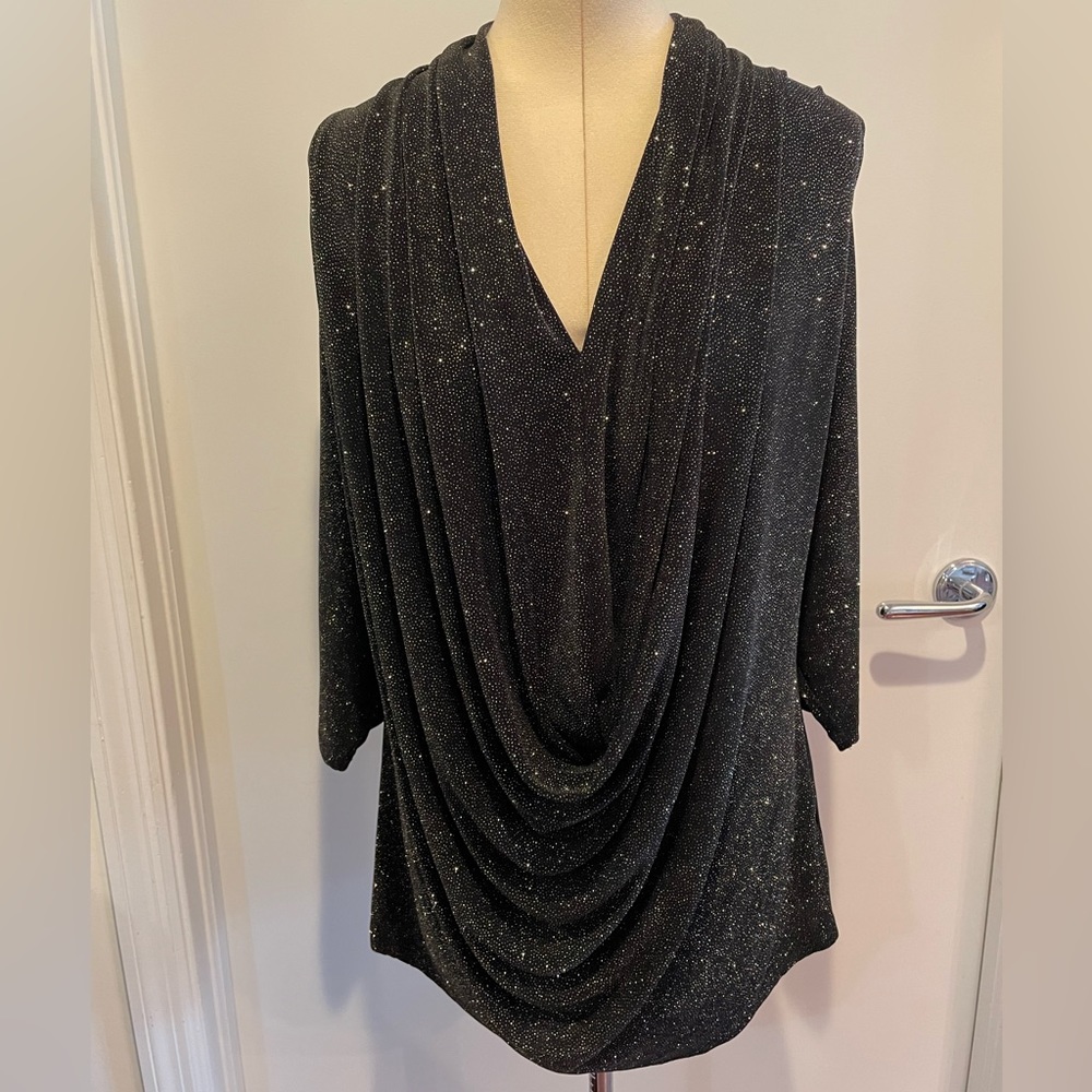 Alice + Olivia Black Gold Shimmer Drape Cowl Neck
Top, Size L